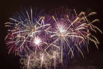 Fireworks (© Can Stock Photo Inc. / Senohrabek)