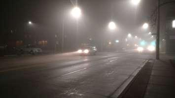 Wyandotte St East in the Walkerville section of Windsor is shrouded in dense fog on Jan 22, 2017 (Photo by Mark Brown/Blackburn News)
